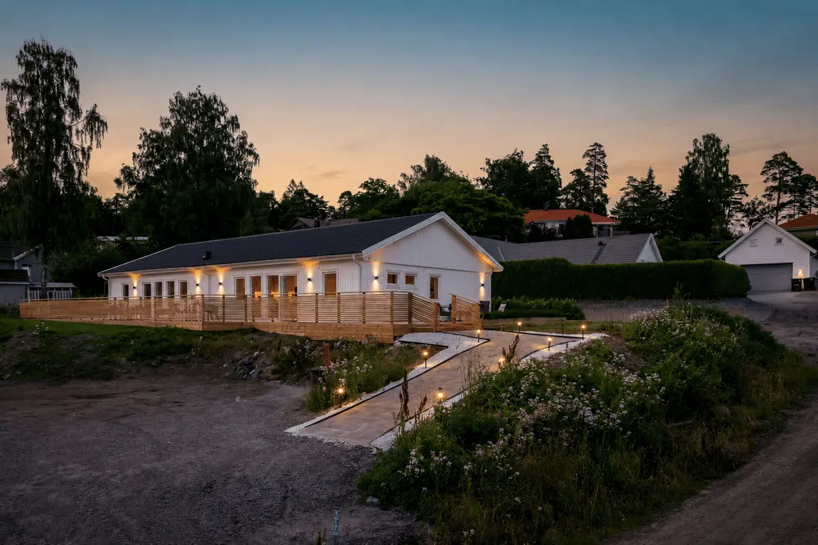 Bild 1 av 21 på Torpadalsbacken 8