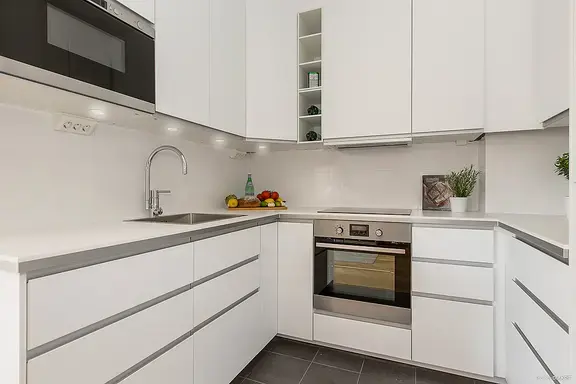 Bild 1 av 21 på Strandavägen 1