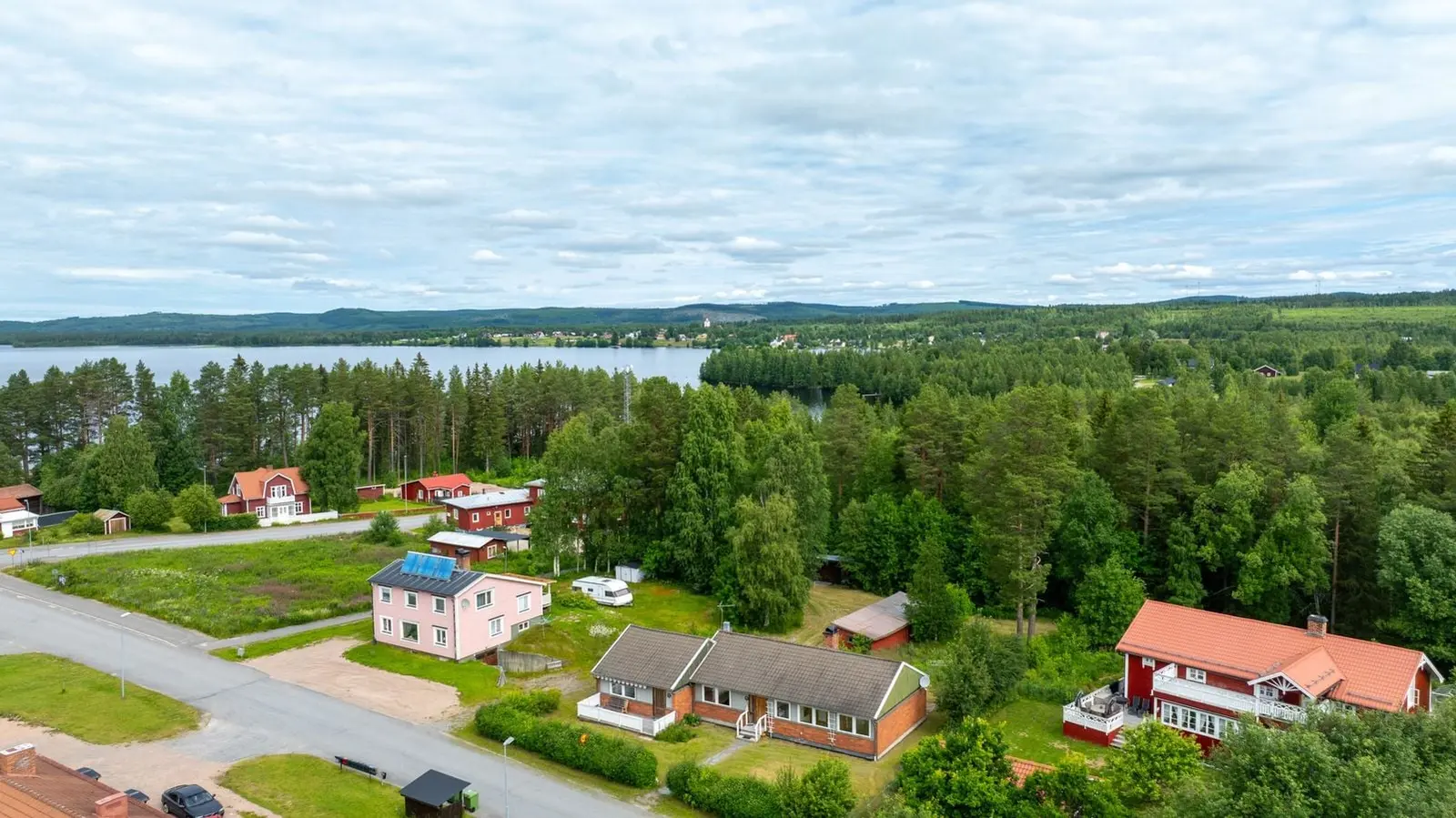 Bild 1 av 11 på Postvägen 5