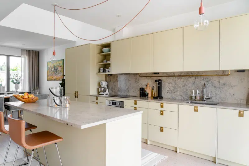 Semi-detached/terraced, 5 rooms, 135 m²