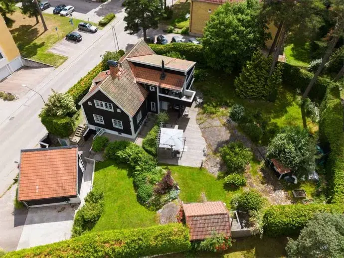 House, 7 rooms, 230 m²
