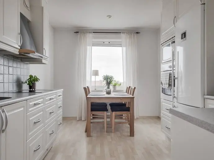 Image 1 of 21 of Hantverksgatan 27B