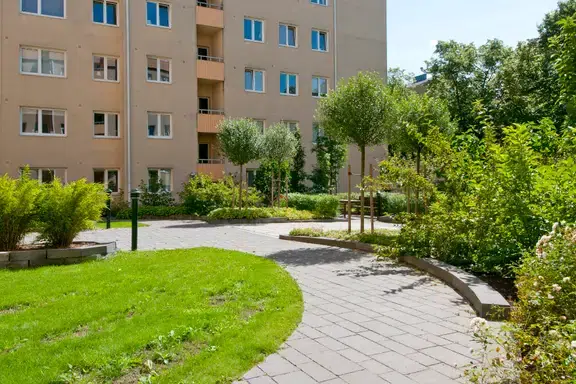 Image 1 of 1 of Backgatan 23D