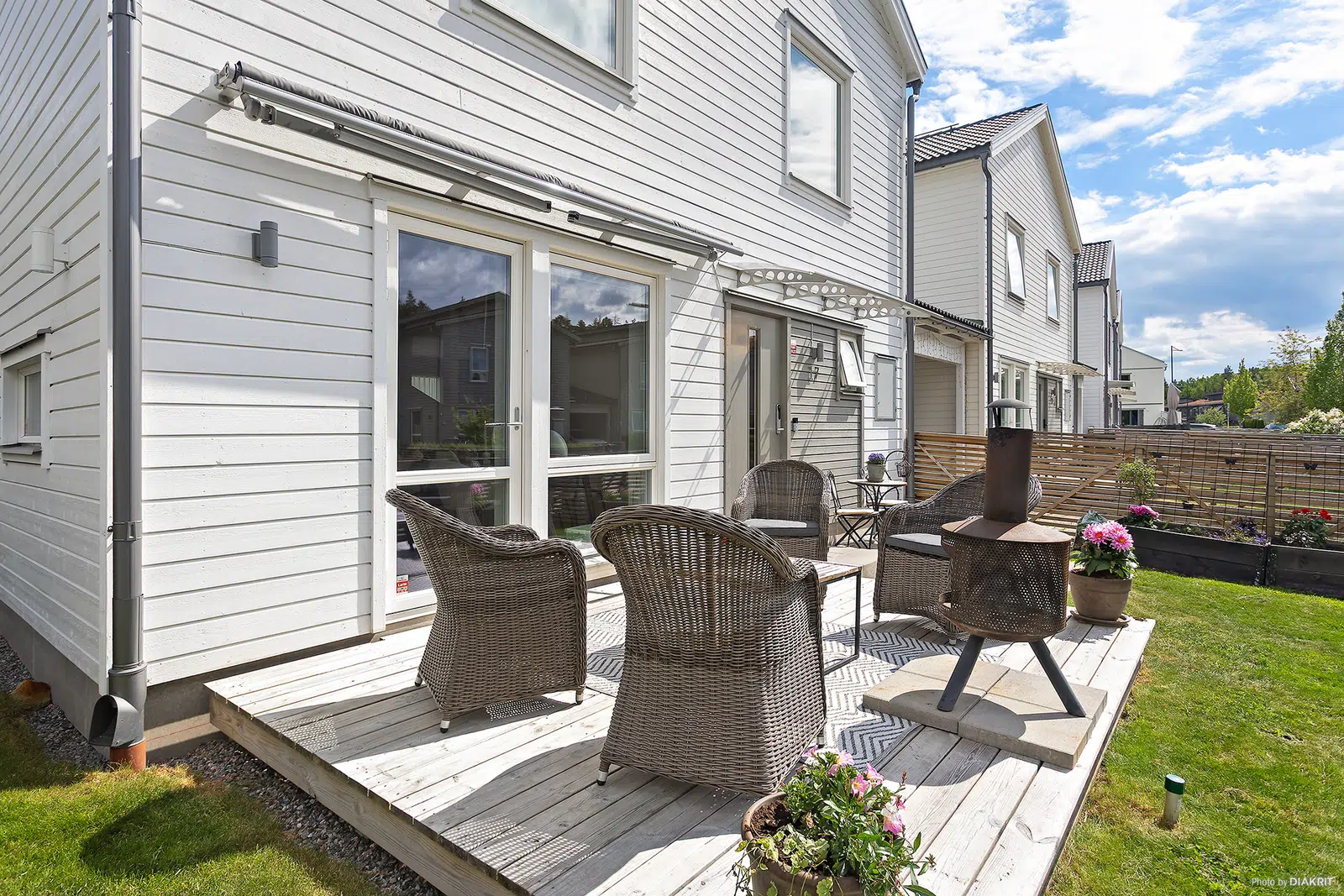 Semi-detached/terraced, Arningetorpsvägen 17, Täby. Photo 1 of 1