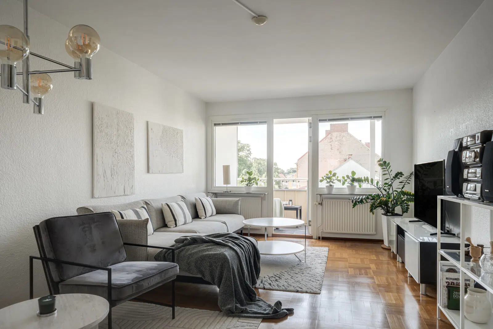 Bild 1 av 22 på Fabriksgatan 2B