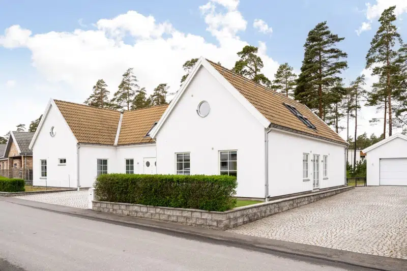 House, 9 rooms, 250 m² in Kristianstad