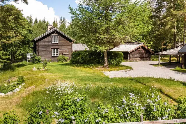 House, 6 rooms, 115 m² in Enviken