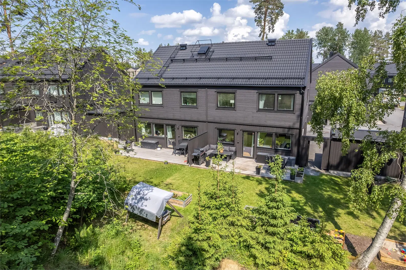 Bild 1 av 21 på Husbytorpsvägen 16B