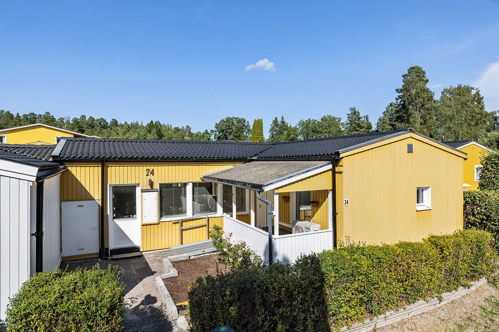 Image 1 of 22 of Marsgatan 24