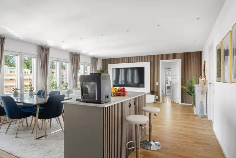 Apartment, 4 rooms, 107 m²