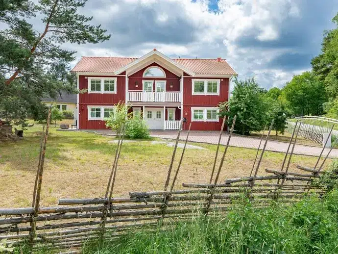 House, 6 rooms, 208 m²