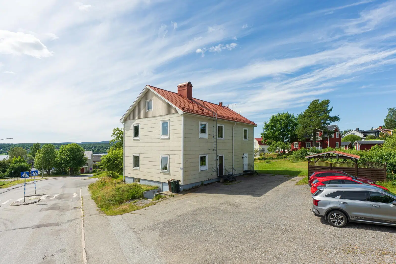 Image 1 of 21 of Murarvägen 5A