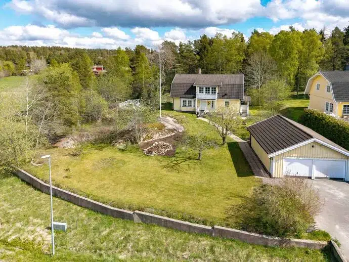 Villa, 6 rum, 167 m²