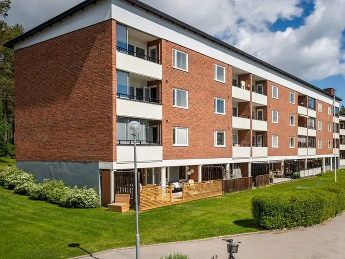 Bild 1 av 21 på Ringvägen 5C