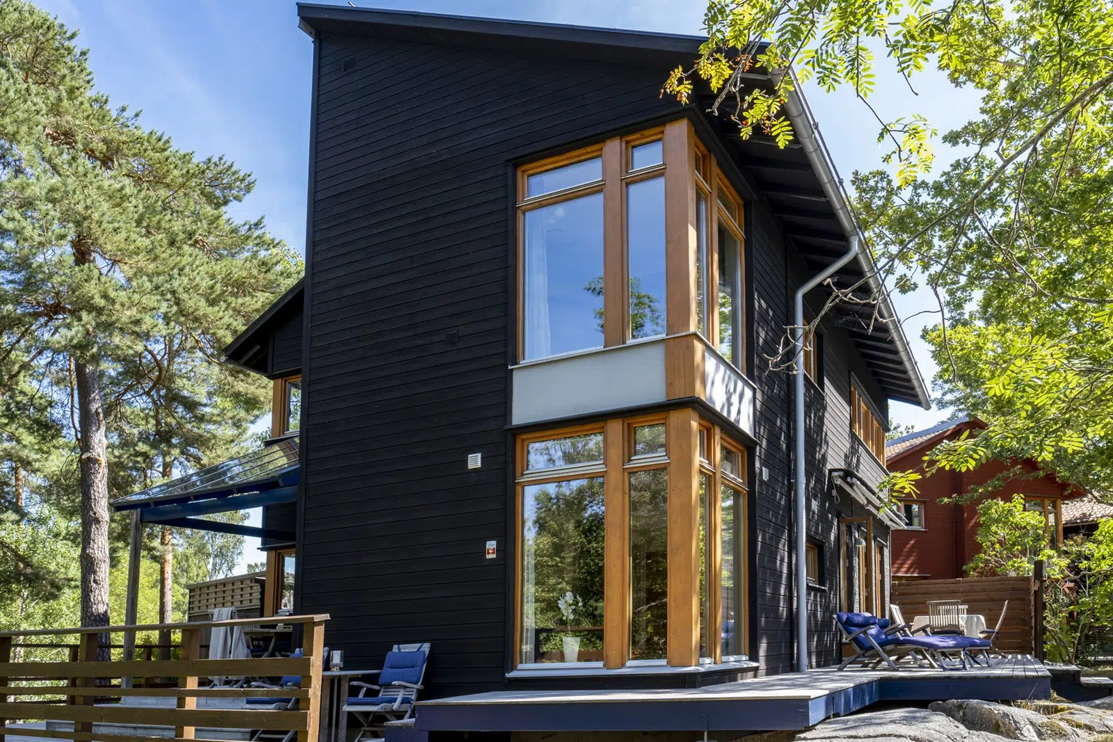 Image 1 of 21 of Enbärsbacken 14