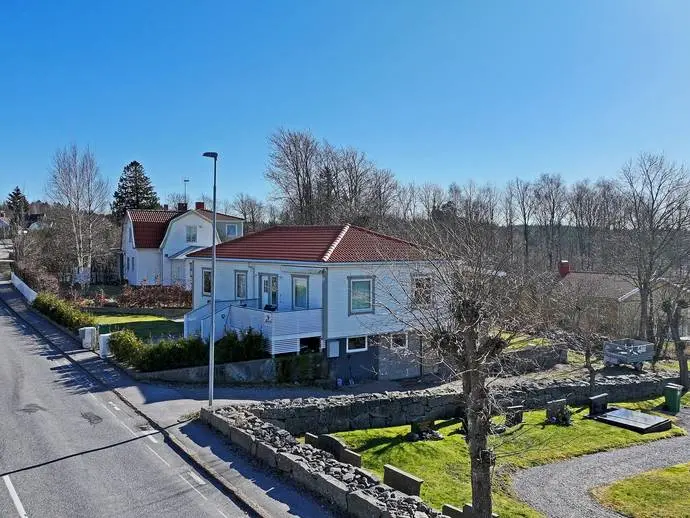 Image 1 of 21 of Riksvägen 84