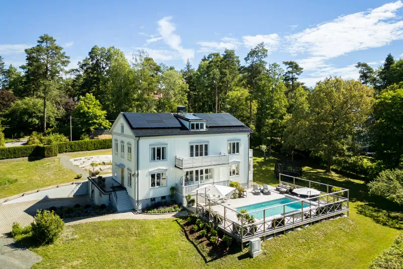 Villa, 10 rum, 406 m² i Djursholm