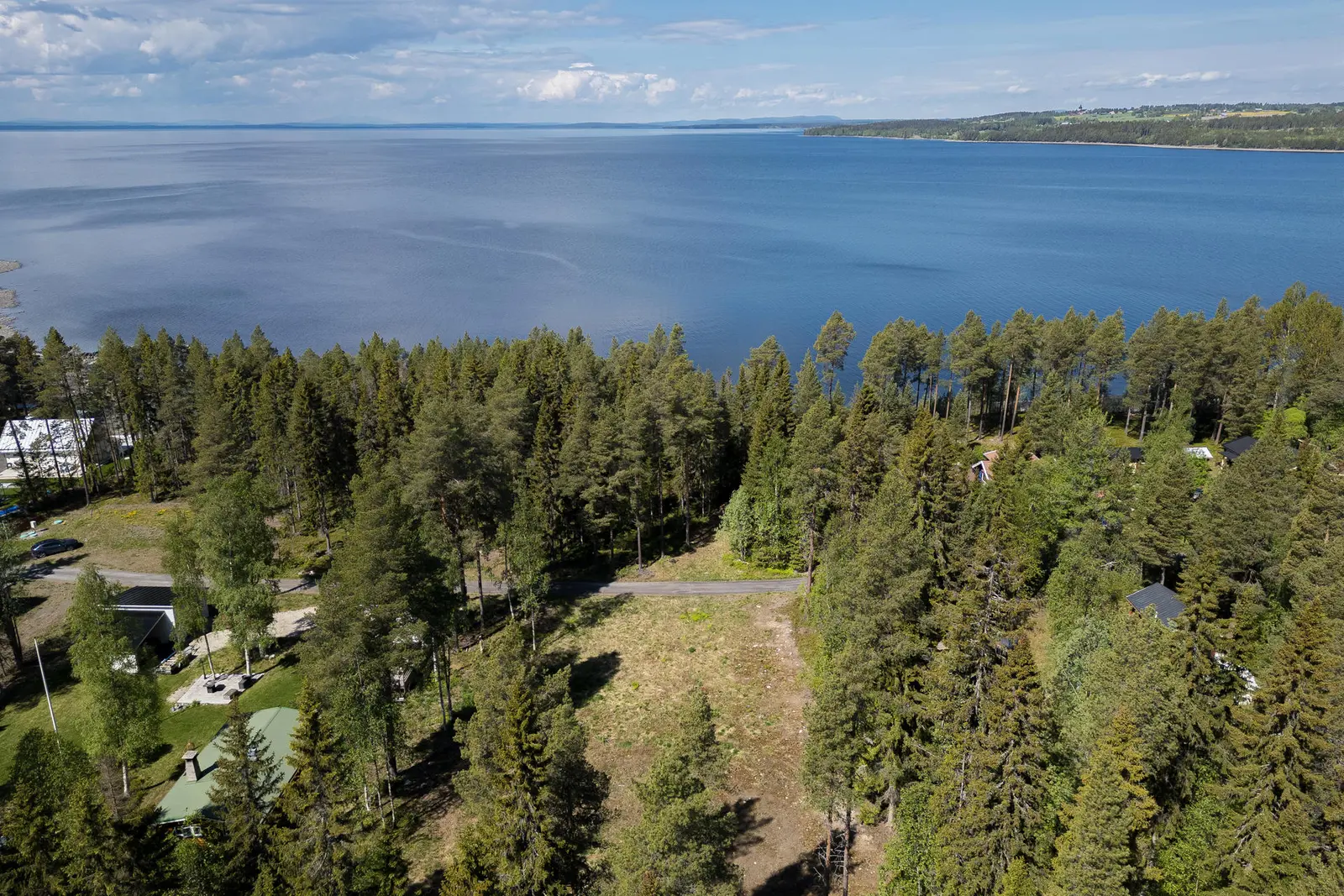 Image 1 of 14 of Västbyn 126