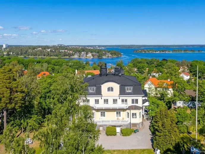 Image 1 of 21 of Burevägen 22