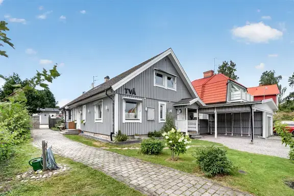 Villa, Reginvägen 2, Strängnäs. Bild 1 av 1