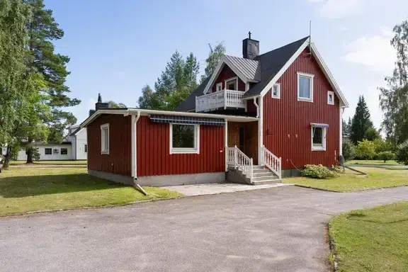 House, 4 rooms, 140 m² in Piteå