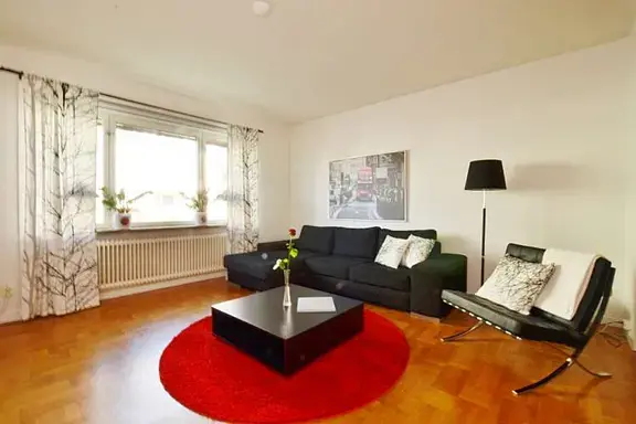 Image 1 of 9 of Torsgatan 3