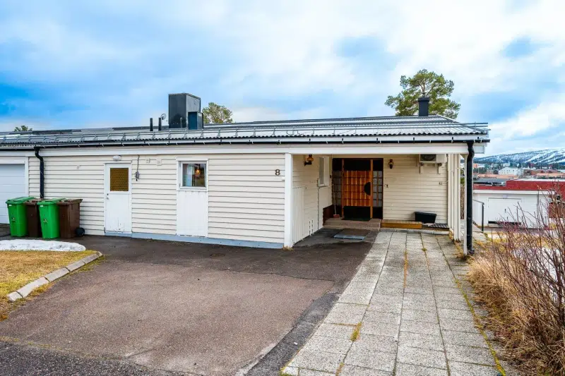 Semi-detached/terraced, 7 rooms, 200 m² in Gällivare
