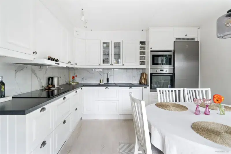Apartment, 2 rooms, 57 m² in Stockholm