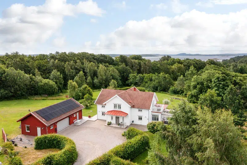 House, 6 rooms, 238 m² in Tjörn