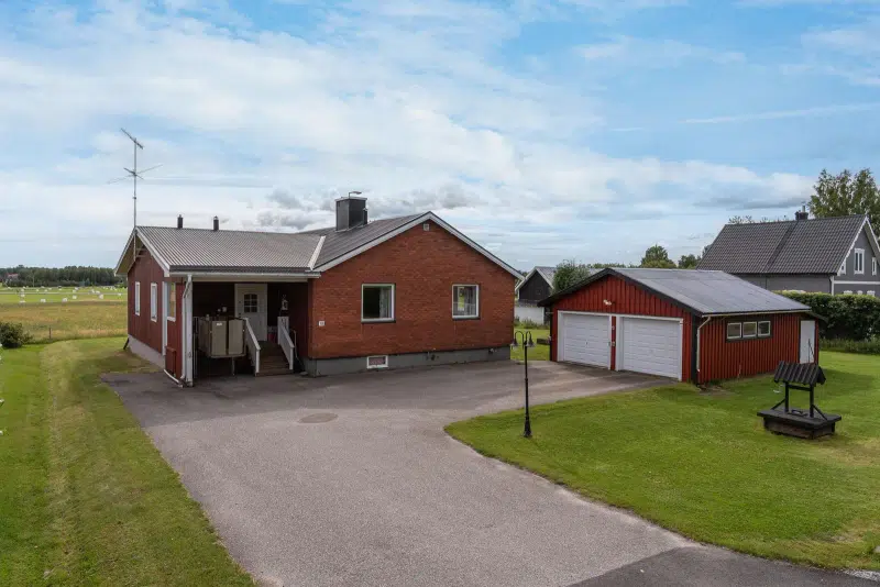 House, 3 rooms, 132 m² in Piteå
