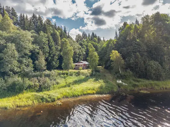 Image 1 of 21 of Gröntuv 11
