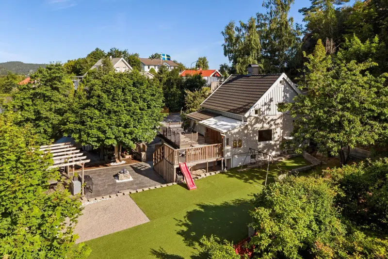 House, 4 rooms, 110 m² in Lilla Edet