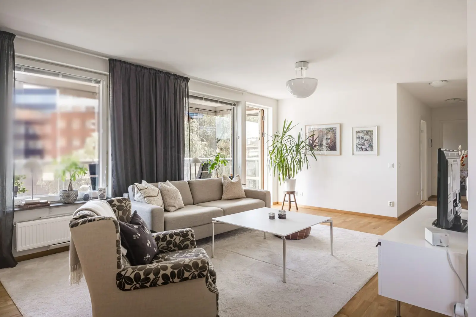 Bild 1 av 21 på Hamngatan 3