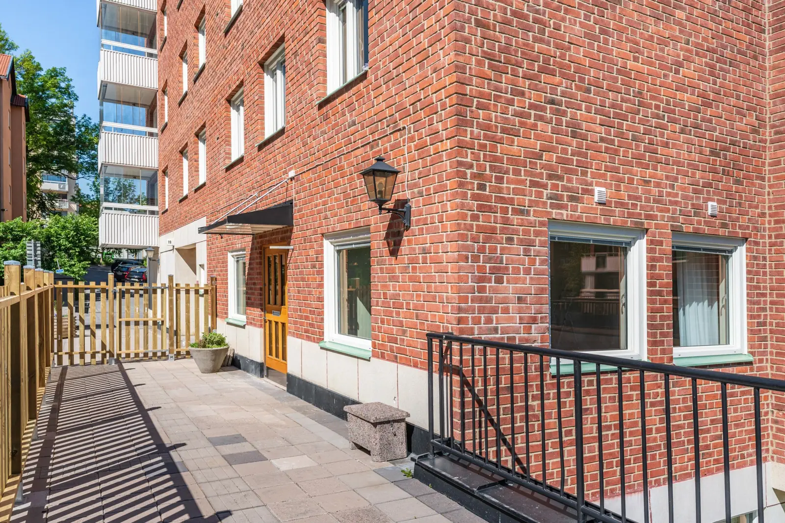 Bild 1 av 21 på Trädgårdsgatan 19