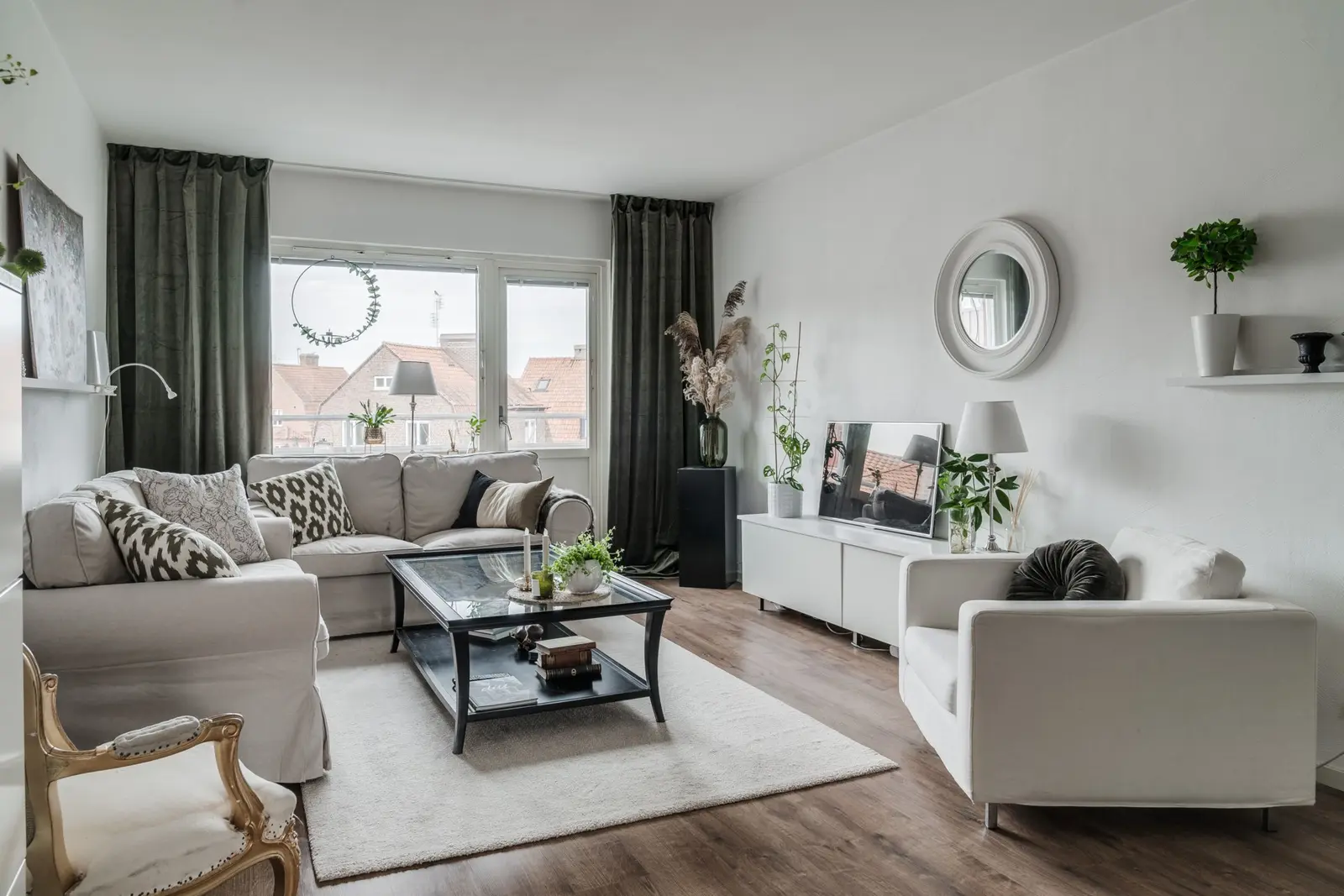 Bild 1 av 33 på Vengatan 1B