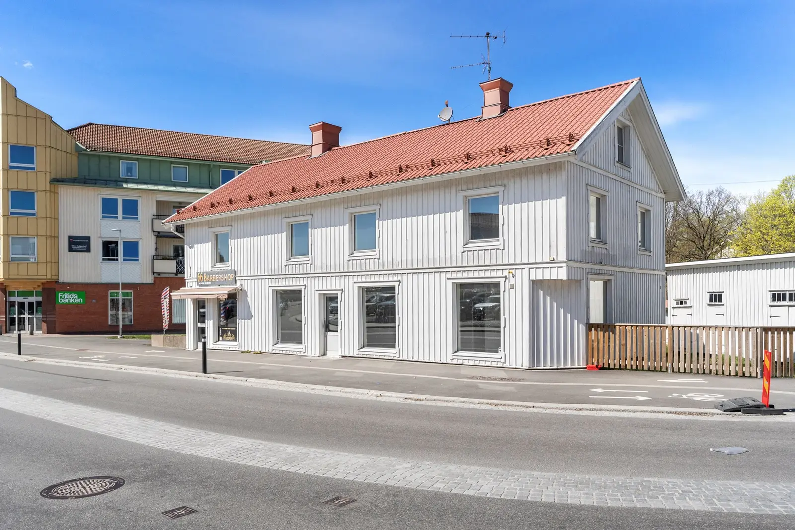 Image 1 of 36 of Storgatan 19