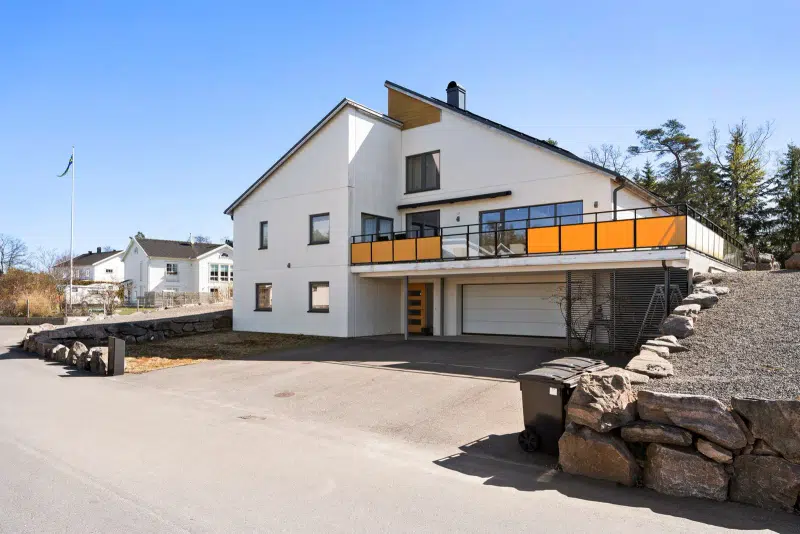 Villa, 8 rum, 226 m² i Vänersborg