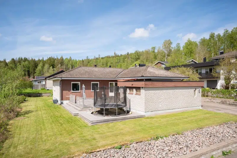 House, 8 rooms, 113 m² in Bollebygd