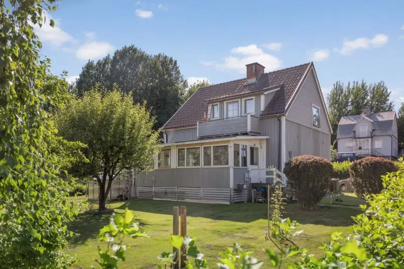 House, 4 rooms, 109 m² in Grums