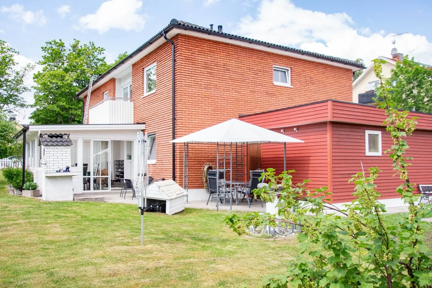 Image 1 of 33 of Torsgatan 6