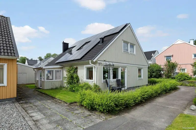 House, 5 rooms, 109 m² in Vänersborg