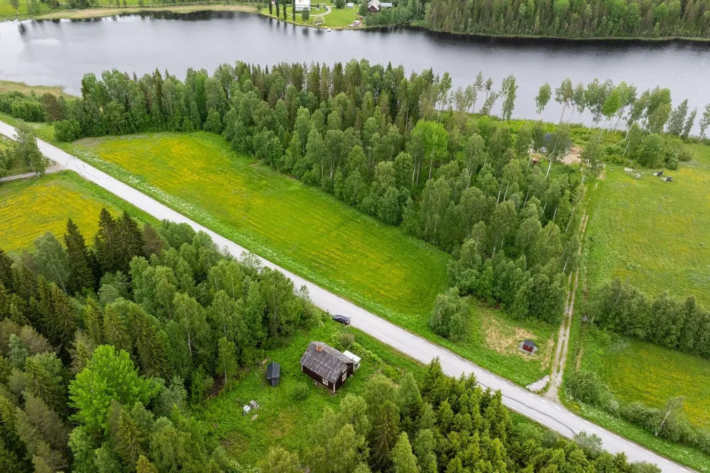 Image 1 of 10 of Mellantjärn 9