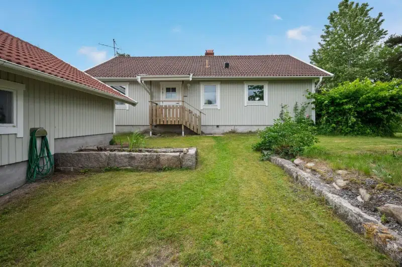 Fritidshus, 6 rum, 98 m² i Tanum