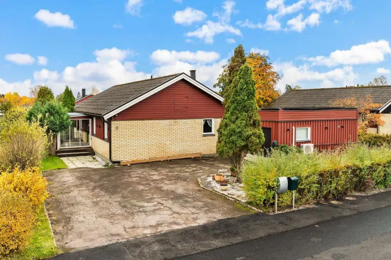 House, 5 rooms, 112 m² in Degerfors