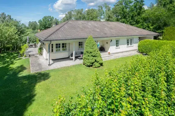 House, 5 rooms, 155 m² in Ekerö