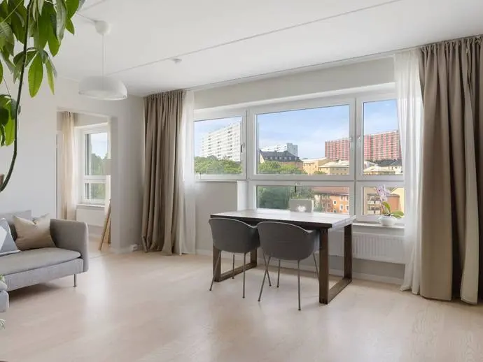 Bild 1 av 21 på Kolonnvägen 6