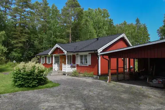 House, 4 rooms, 122 m² in Storfors