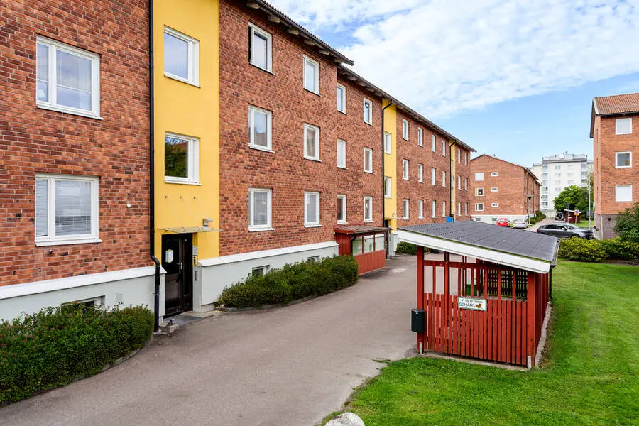 Image 1 of 21 of Industrigatan 20