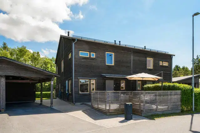 Apartment, 5 rooms, 125 m² in Kungsängen