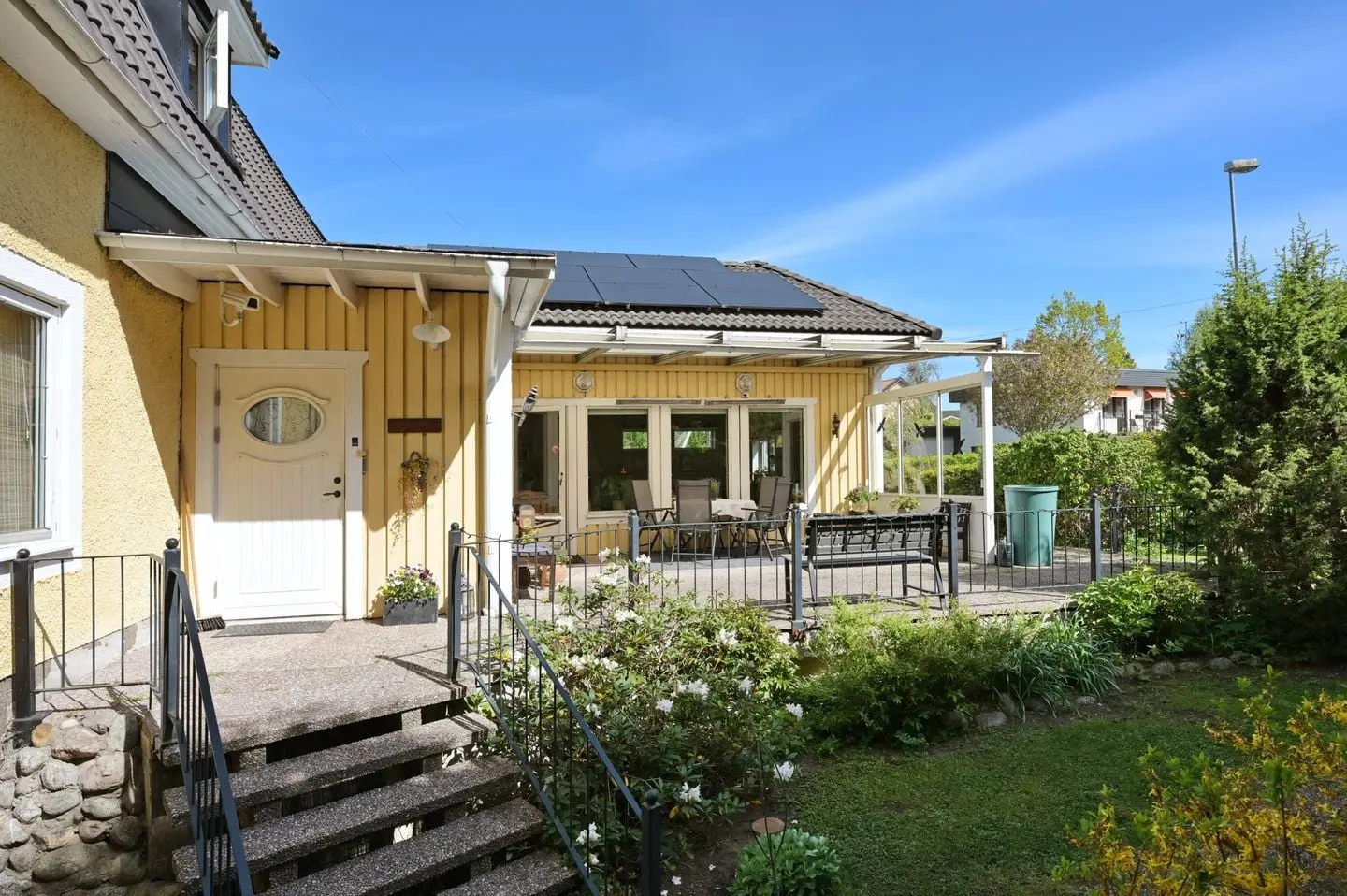 Bild 1 av 61 på Badstigen 1